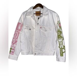 NEW Levis"90s Crazy Legs Groovy Trucker Jacket Light White Summer of Love Medium